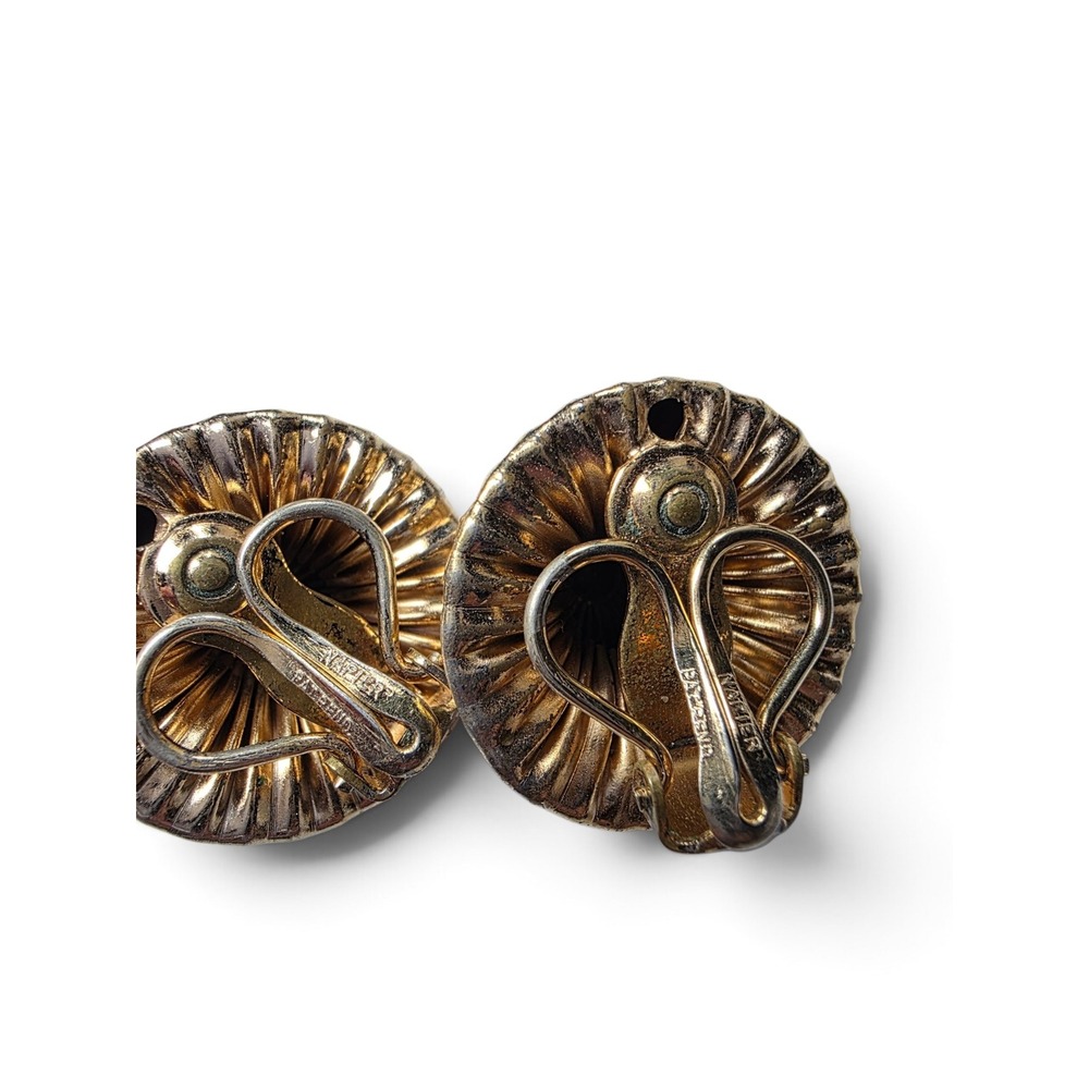 Vintage Napier Gold Tone Ribbed Melon Dome Clip On Earrings 1950s 1960s Chunky - Picture 4 of 4